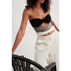 NA-KD Ruched Panel Top